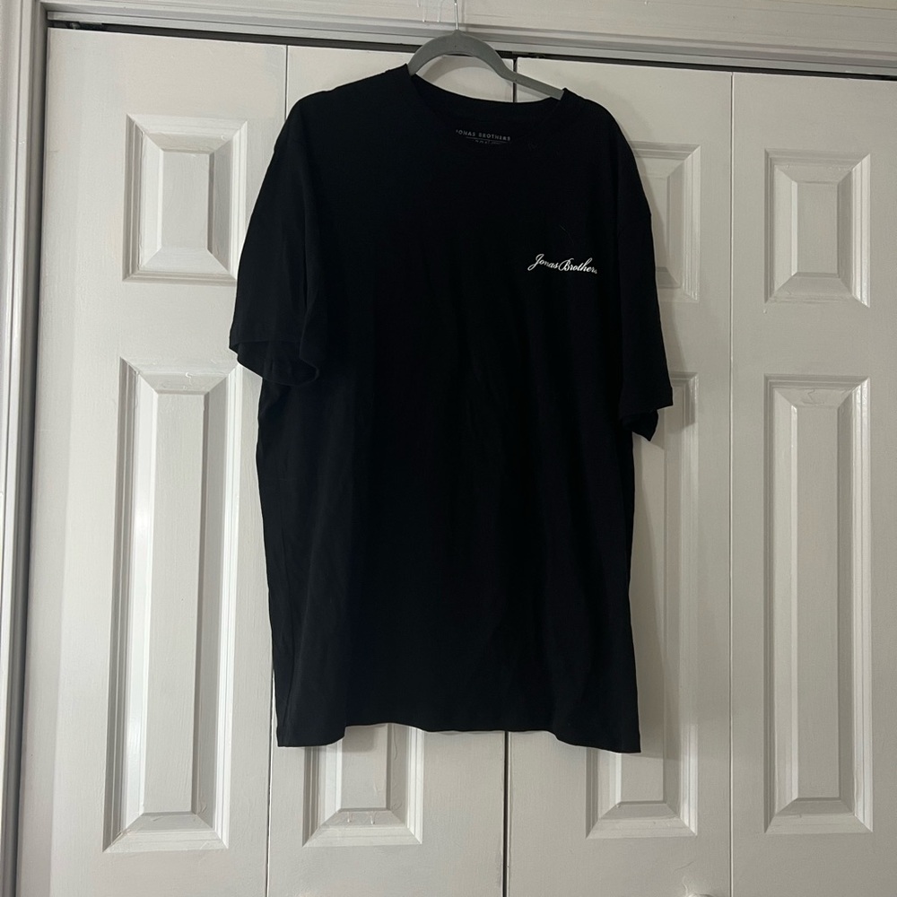 Jonas Brothers shirt
